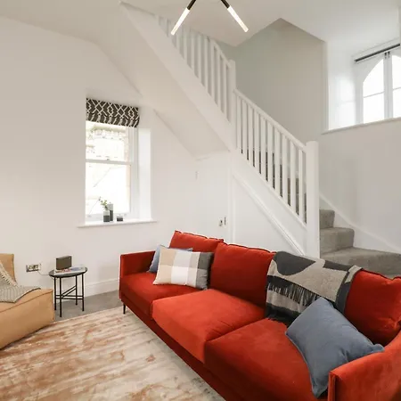 William Tower Stone Cross Mansion Apartament *