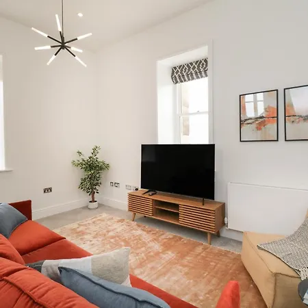 William Tower Stone Cross Mansion Apartament Ulverston